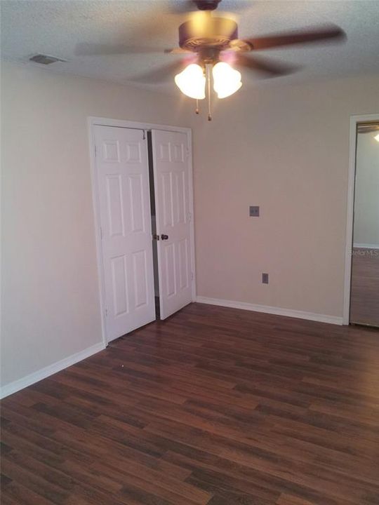 For Sale: $229,900 (3 beds, 2 baths, 1104 Square Feet)