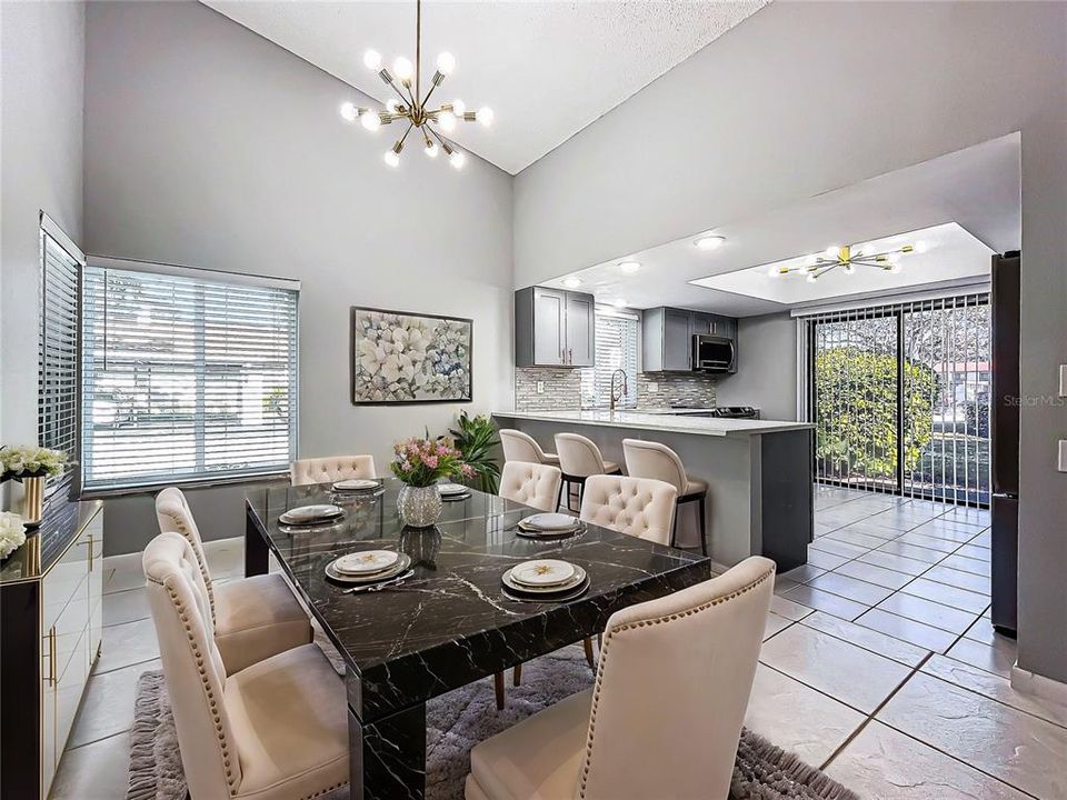 For Sale: $324,972 (2 beds, 2 baths, 1337 Square Feet)