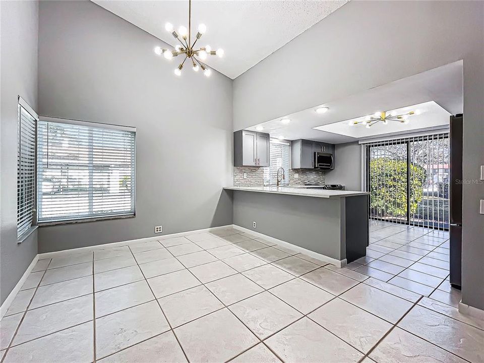 For Sale: $324,972 (2 beds, 2 baths, 1337 Square Feet)