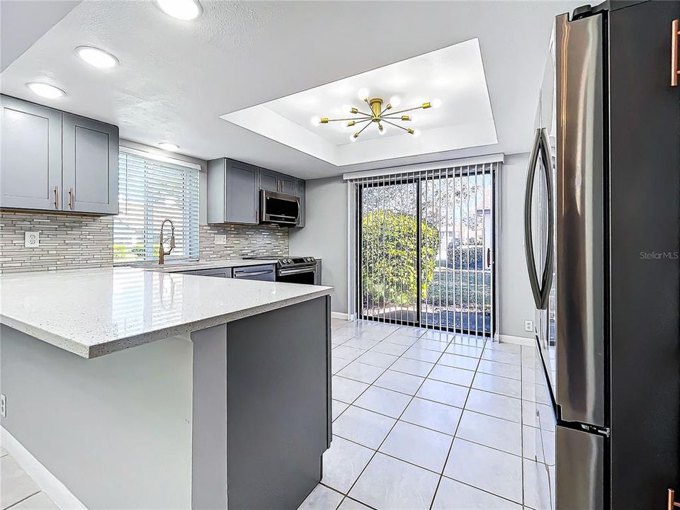 For Sale: $324,972 (2 beds, 2 baths, 1337 Square Feet)