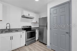 For Sale: $189,500 (3 beds, 2 baths, 1056 Square Feet)