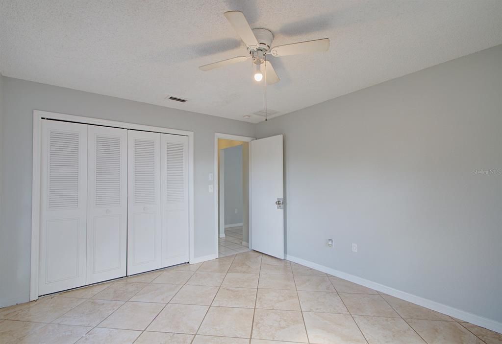 For Sale: $319,900 (2 beds, 2 baths, 1465 Square Feet)