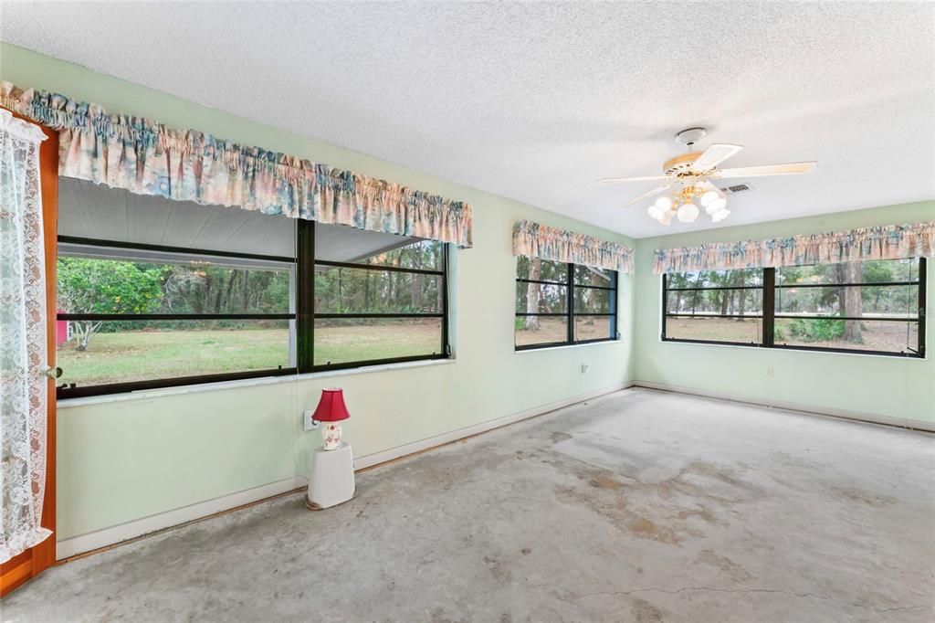 For Sale: $387,500 (2 beds, 2 baths, 1732 Square Feet)