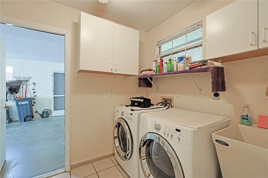 For Sale: $294,900 (3 beds, 2 baths, 1852 Square Feet)