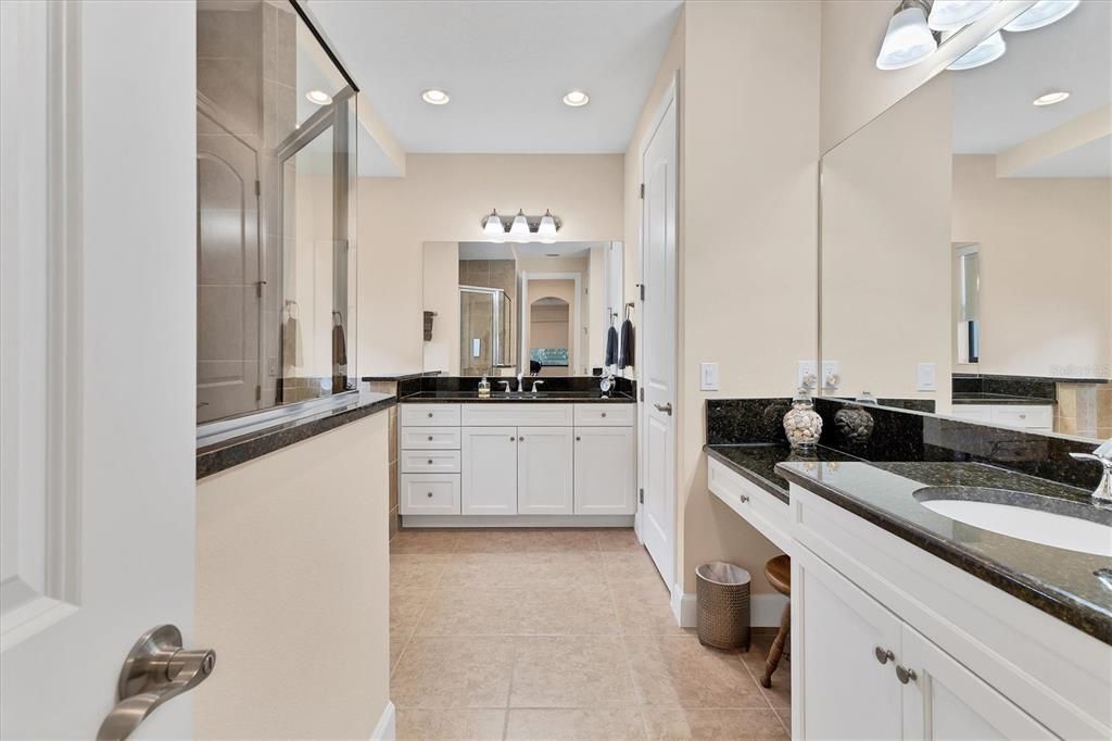 Primary bath with walk in shower & separate sinks