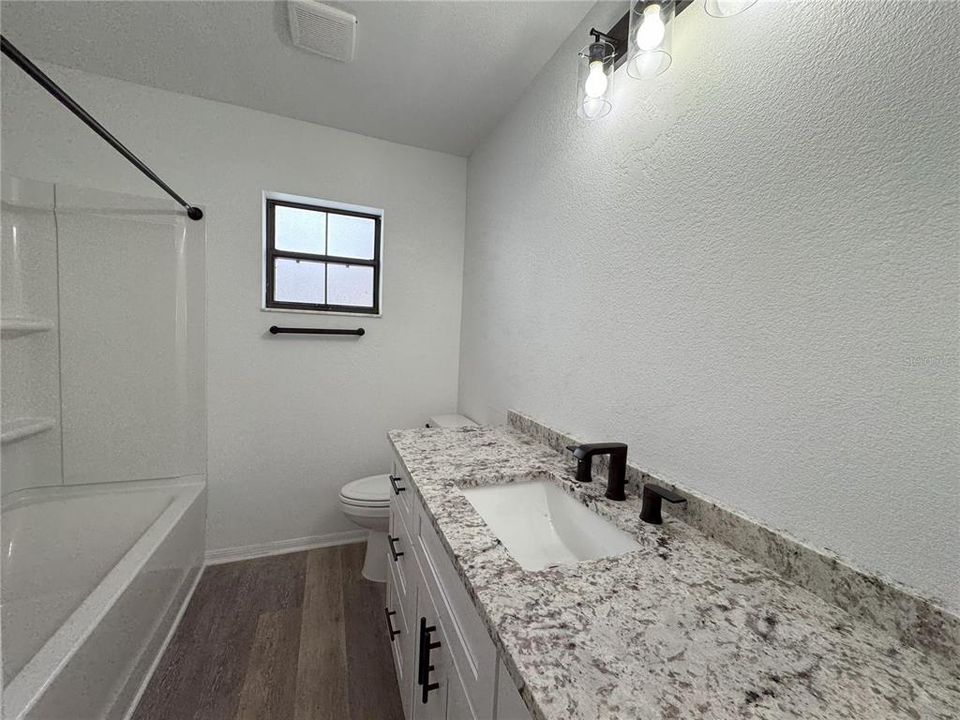 For Rent: $1,850 (2 beds, 2 baths, 1312 Square Feet)