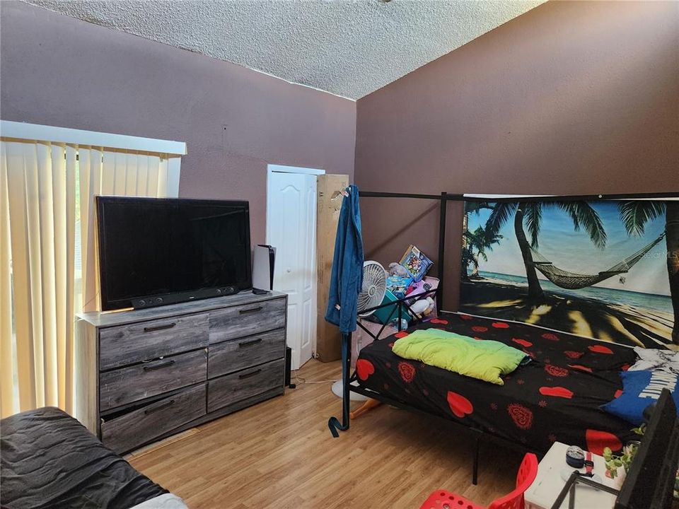 "Primary" bedroom