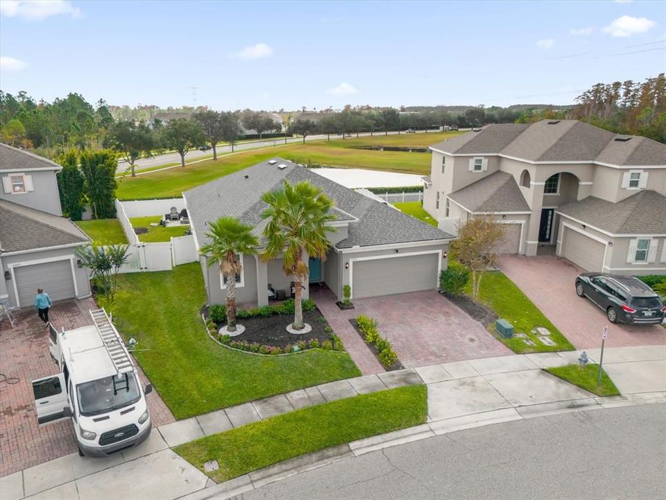 For Sale: $489,000 (3 beds, 2 baths, 1969 Square Feet)