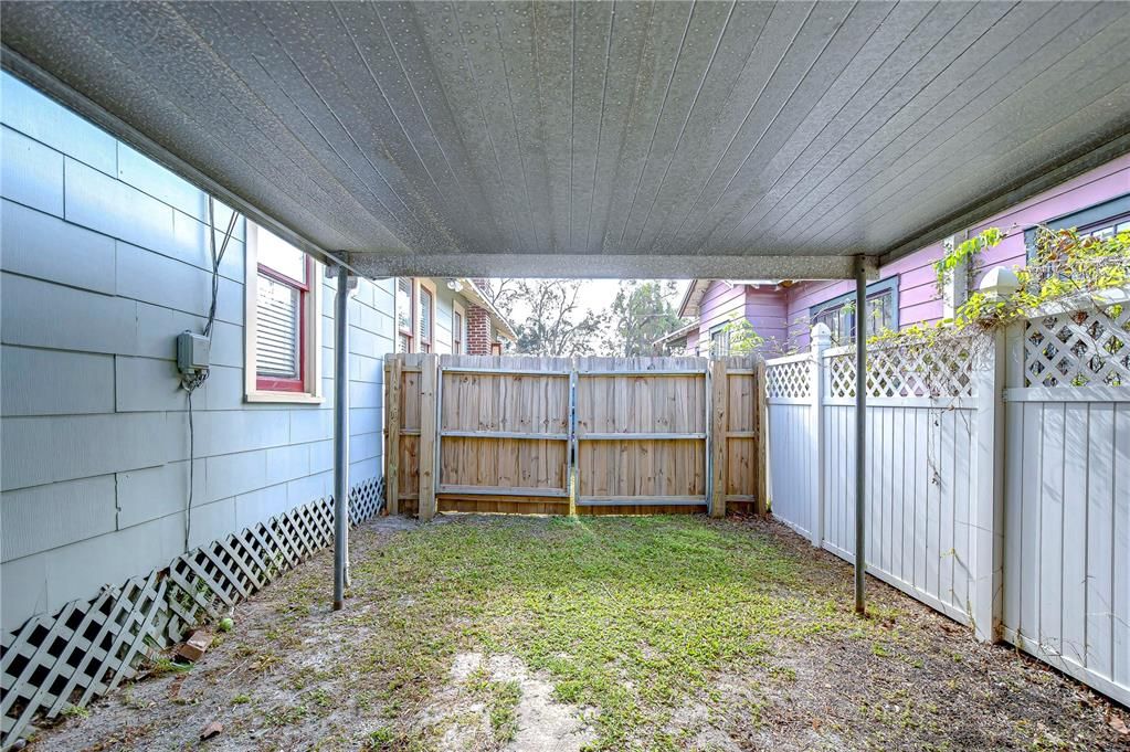 For Sale: $419,900 (3 beds, 1 baths, 1098 Square Feet)