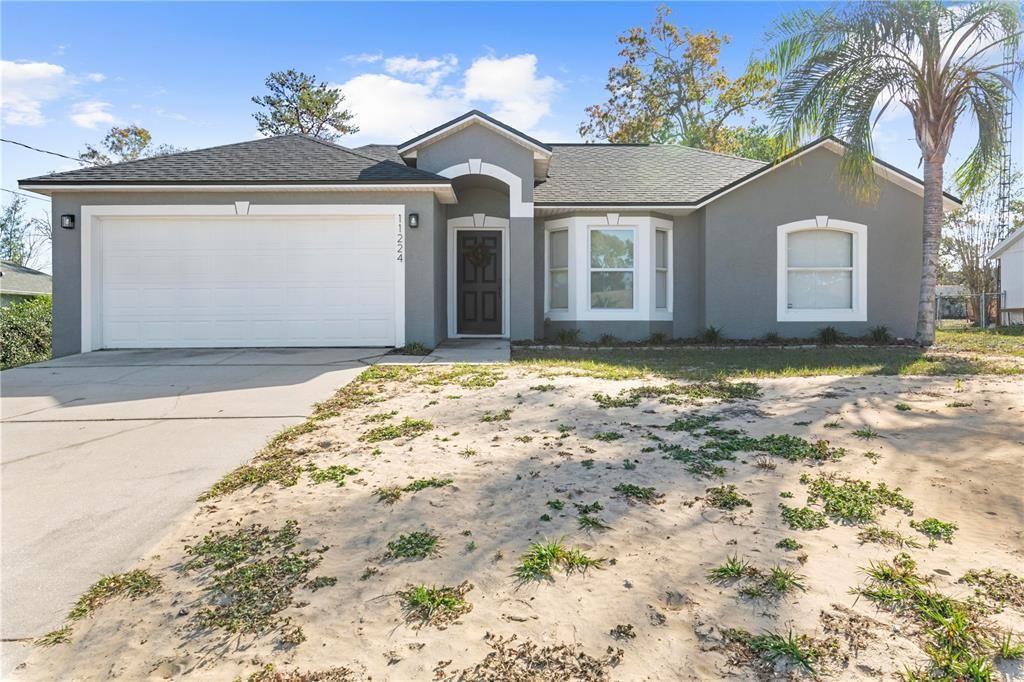 For Sale: $344,900 (4 beds, 2 baths, 1730 Square Feet)