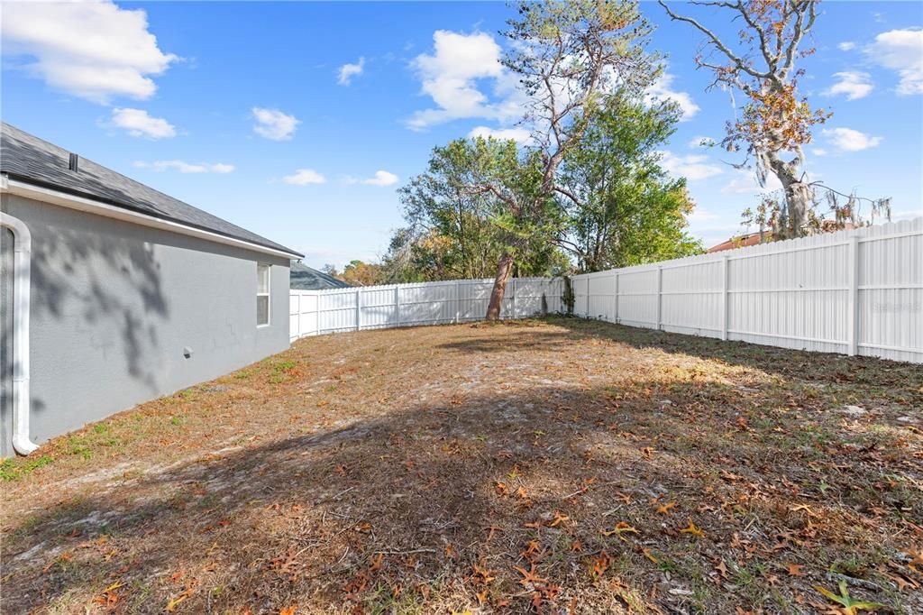 For Sale: $344,900 (4 beds, 2 baths, 1730 Square Feet)