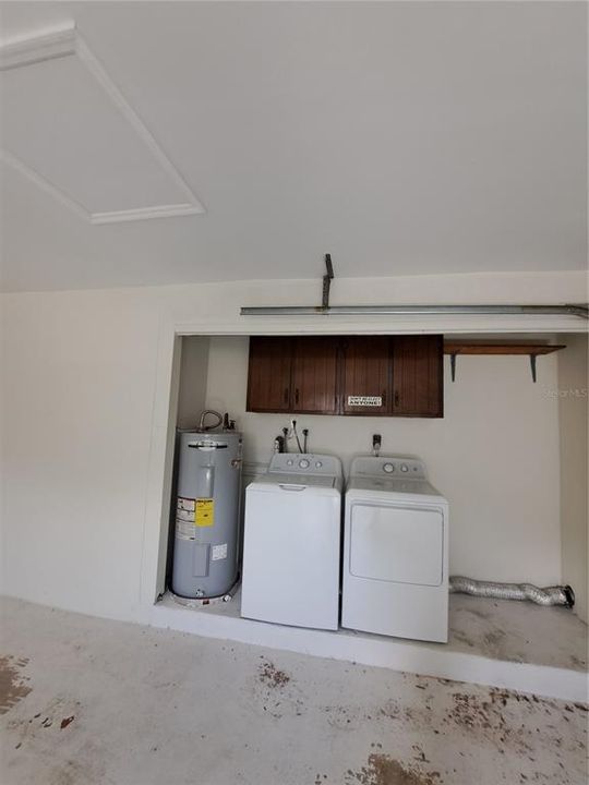 Washer/Dryer in Garage