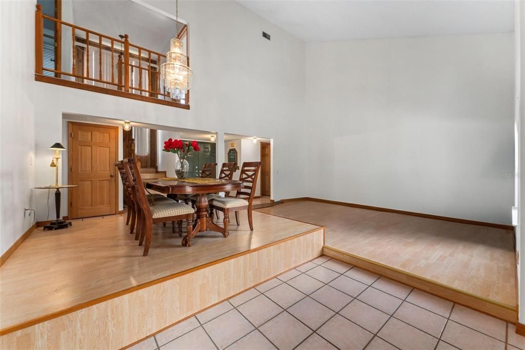 For Sale: $550,000 (4 beds, 2 baths, 2193 Square Feet)