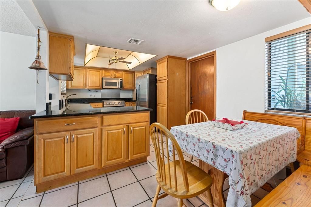 For Sale: $550,000 (4 beds, 2 baths, 2193 Square Feet)