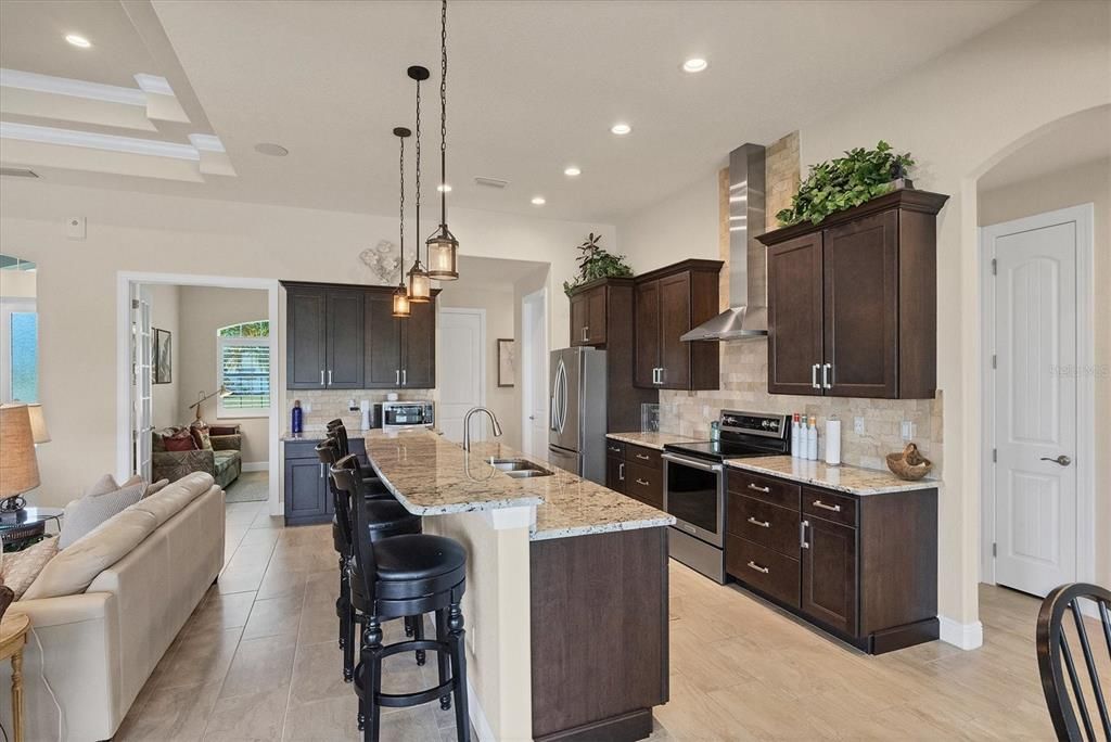 Stainless Steel Appliances with a Practical Hood Vent