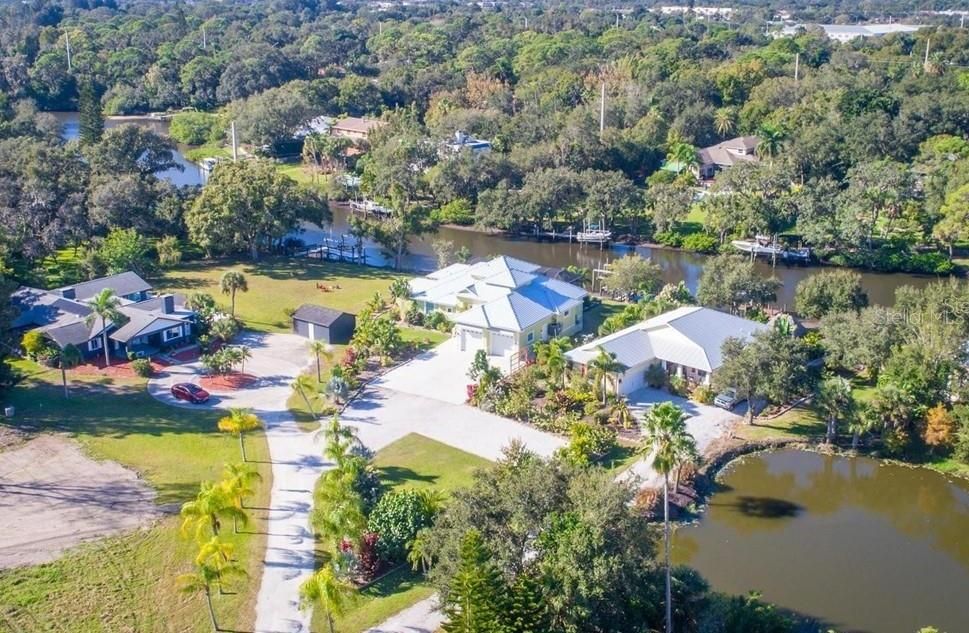 Недавно продано: $2,500,000 (4 спален, 3 ванн, 2586 Квадратных фут)