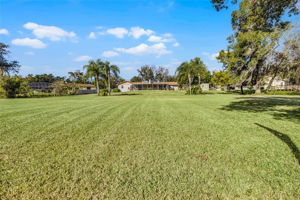 For Sale: $535,000 (3 beds, 2 baths, 2076 Square Feet)