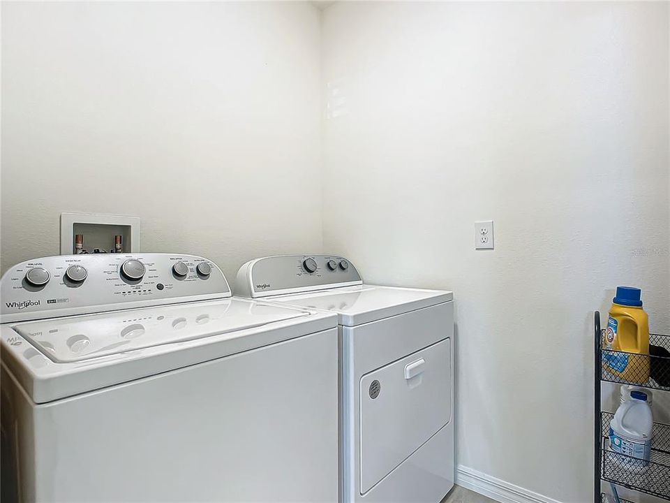 For Sale: $399,000 (4 beds, 2 baths, 1855 Square Feet)