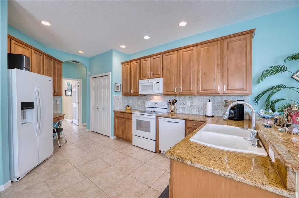 Kitchen with 42 in Cabinets