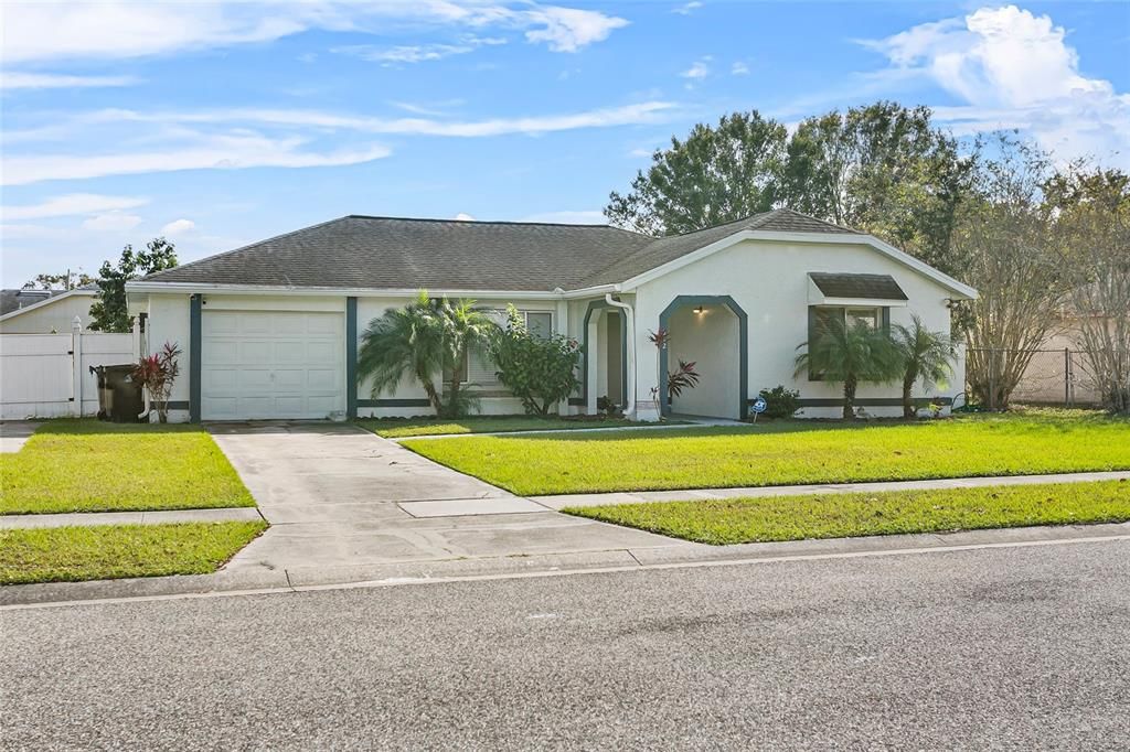 For Sale: $360,000 (3 beds, 2 baths, 1473 Square Feet)