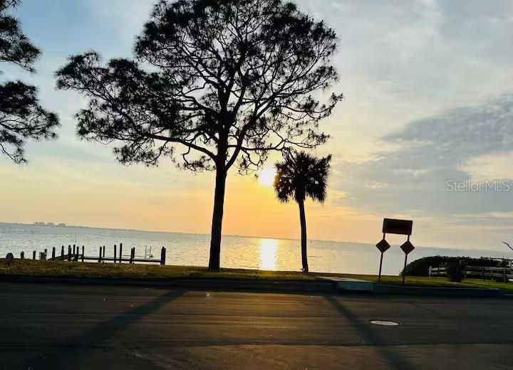 Sarasota Bay at the end of Suwanee Ave.