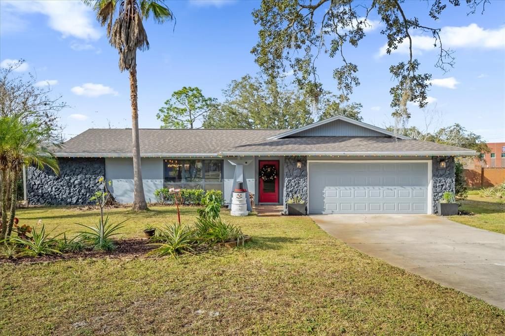 For Sale: $525,000 (3 beds, 2 baths, 1807 Square Feet)