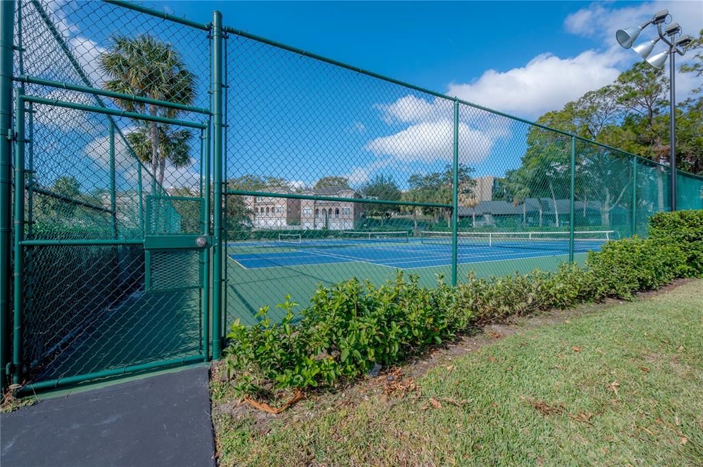 Tennis & Pickleball Courts