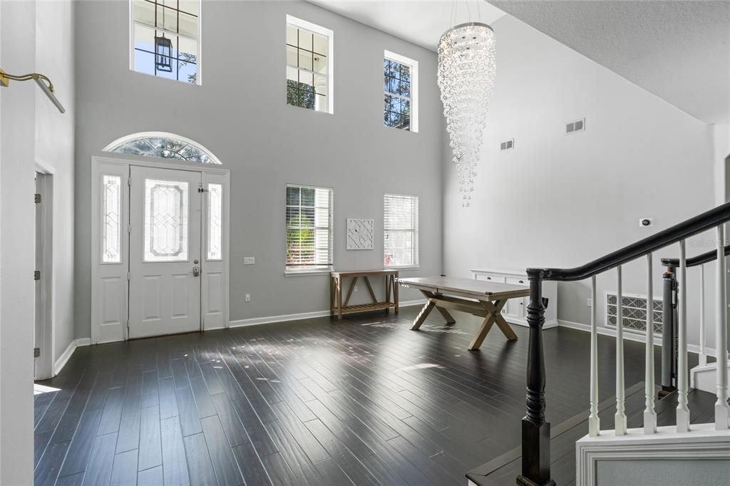 Entry foyer & dining room