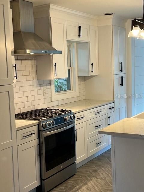 For Rent: $2,600 (2 beds, 1 baths, 1231 Square Feet)