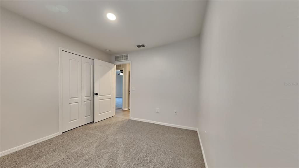 Active With Contract: $314,900 (3 beds, 2 baths, 1240 Square Feet)