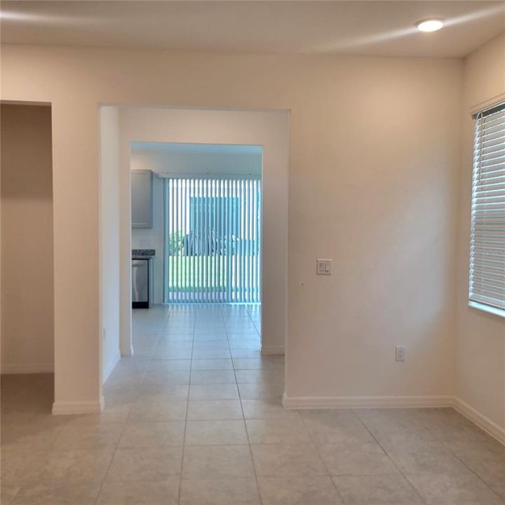 For Rent: $2,245 (3 beds, 2 baths, 1572 Square Feet)