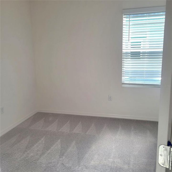 For Rent: $2,245 (3 beds, 2 baths, 1572 Square Feet)