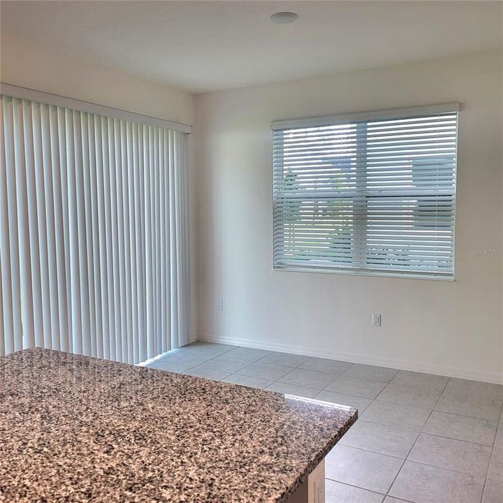 For Rent: $2,245 (3 beds, 2 baths, 1572 Square Feet)