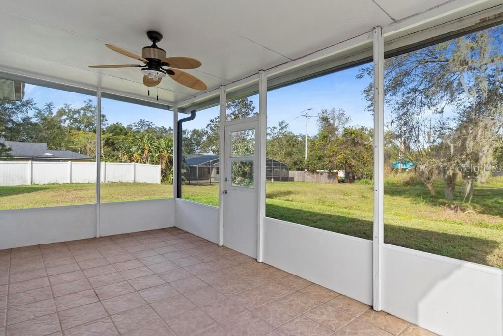 Active With Contract: $369,000 (3 beds, 2 baths, 1254 Square Feet)