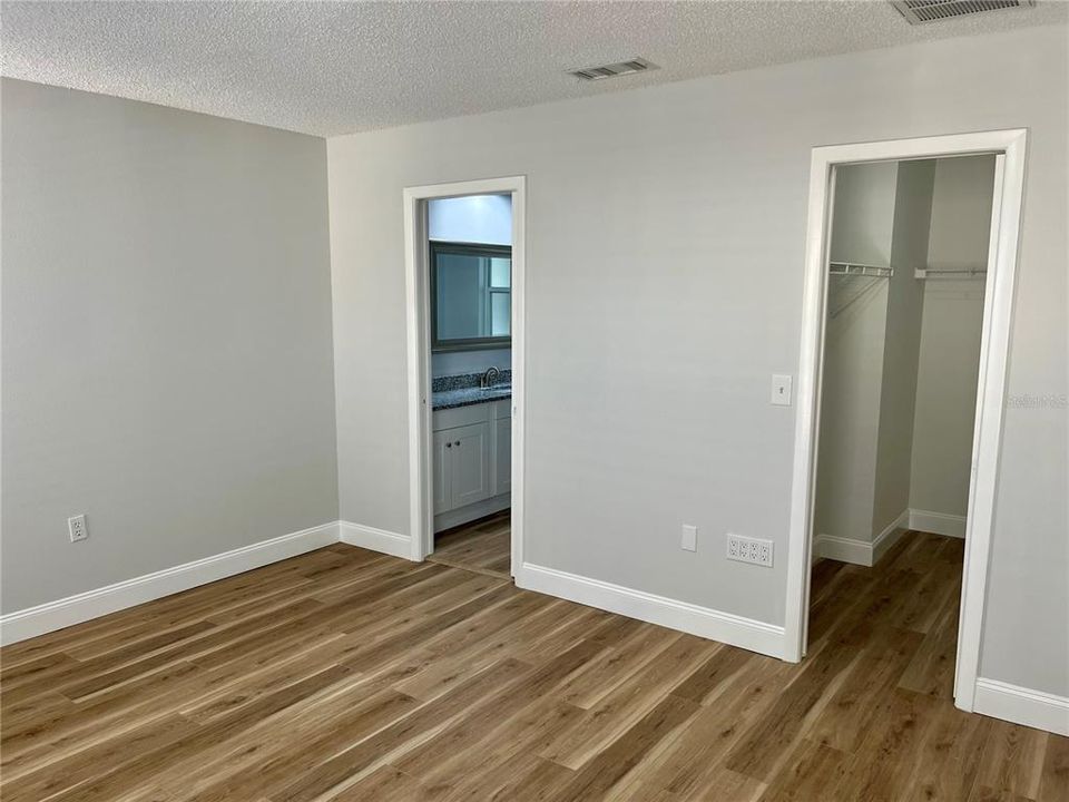 For Rent: $1,925 (2 beds, 2 baths, 1123 Square Feet)