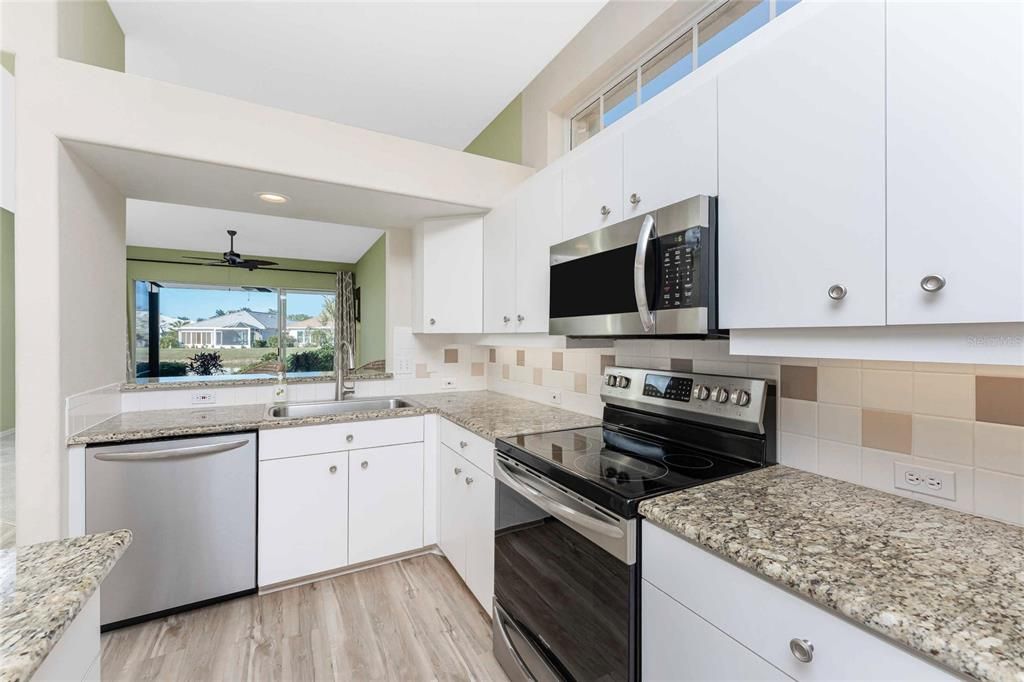 For Sale: $449,000 (3 beds, 2 baths, 1631 Square Feet)