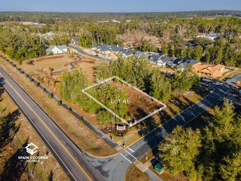 待售: $195,000 (0.43 acres)