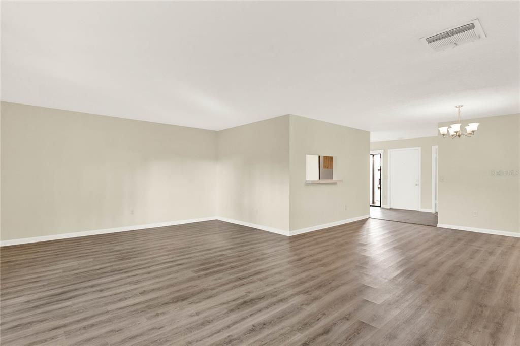 Family/dining area