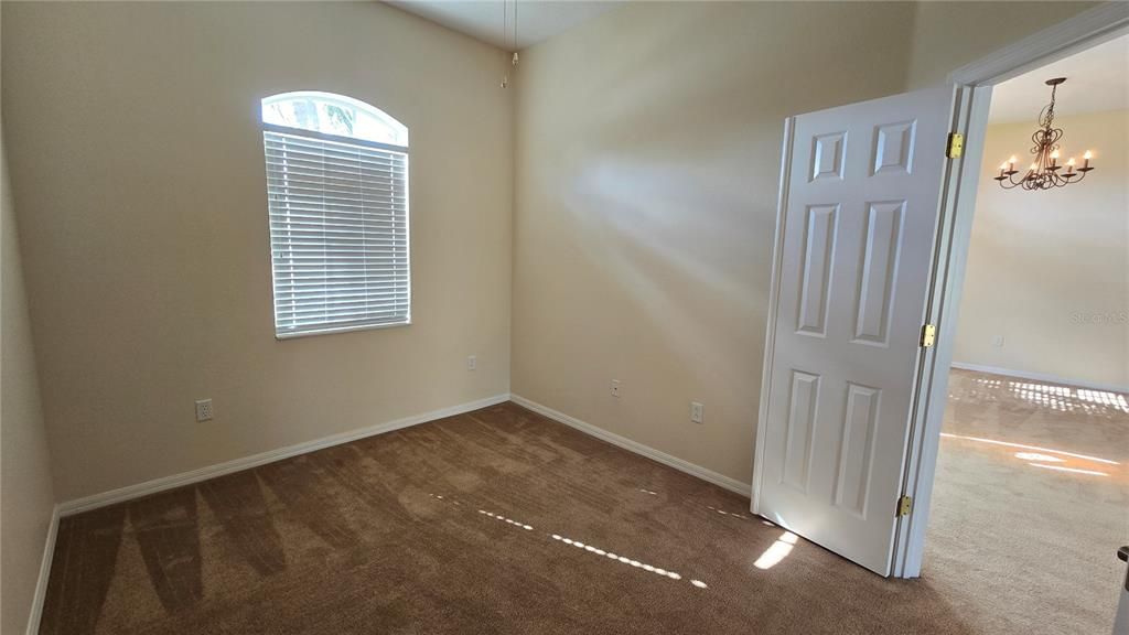 For Rent: $2,650 (3 beds, 2 baths, 2241 Square Feet)