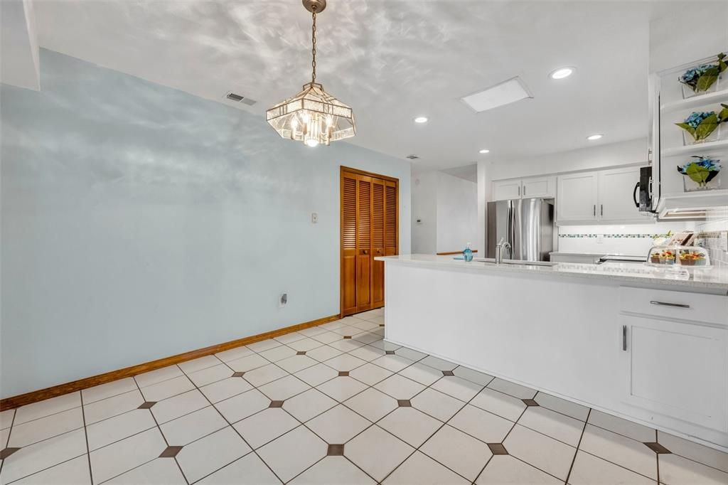 For Sale: $368,900 (3 beds, 2 baths, 1741 Square Feet)