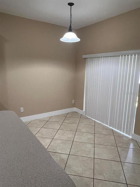 For Rent: $2,900 (3 beds, 2 baths, 2039 Square Feet)