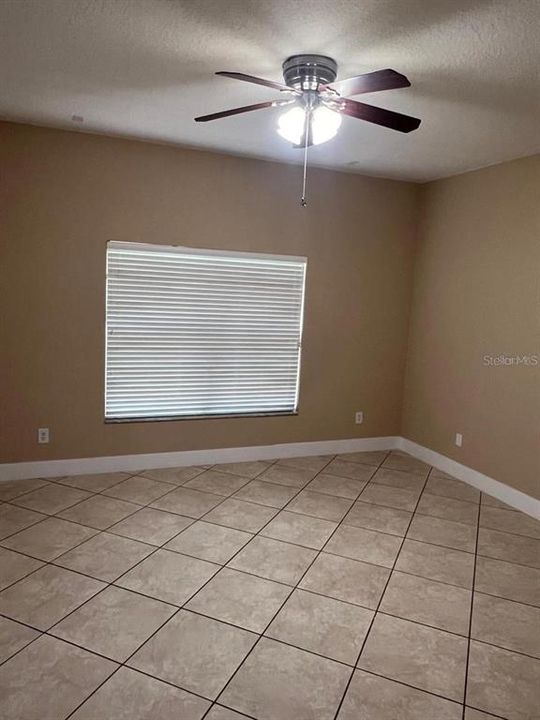 For Rent: $2,900 (3 beds, 2 baths, 2039 Square Feet)