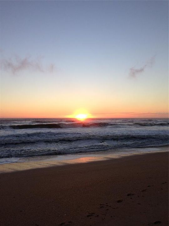 steps to beach to Watch the sunrise