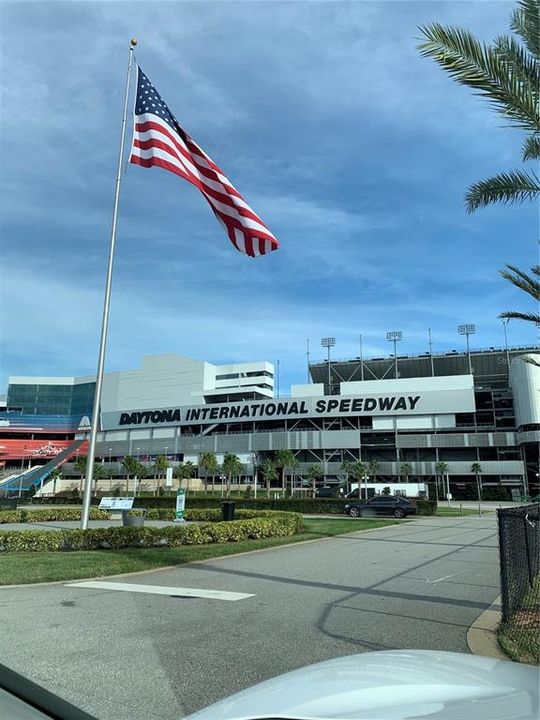 Daytona Speedway NASCAR-Bike week 30 minutes