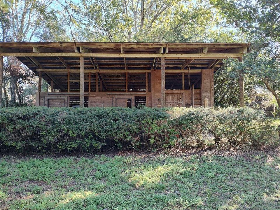 2 stall Horse barn with Tack room