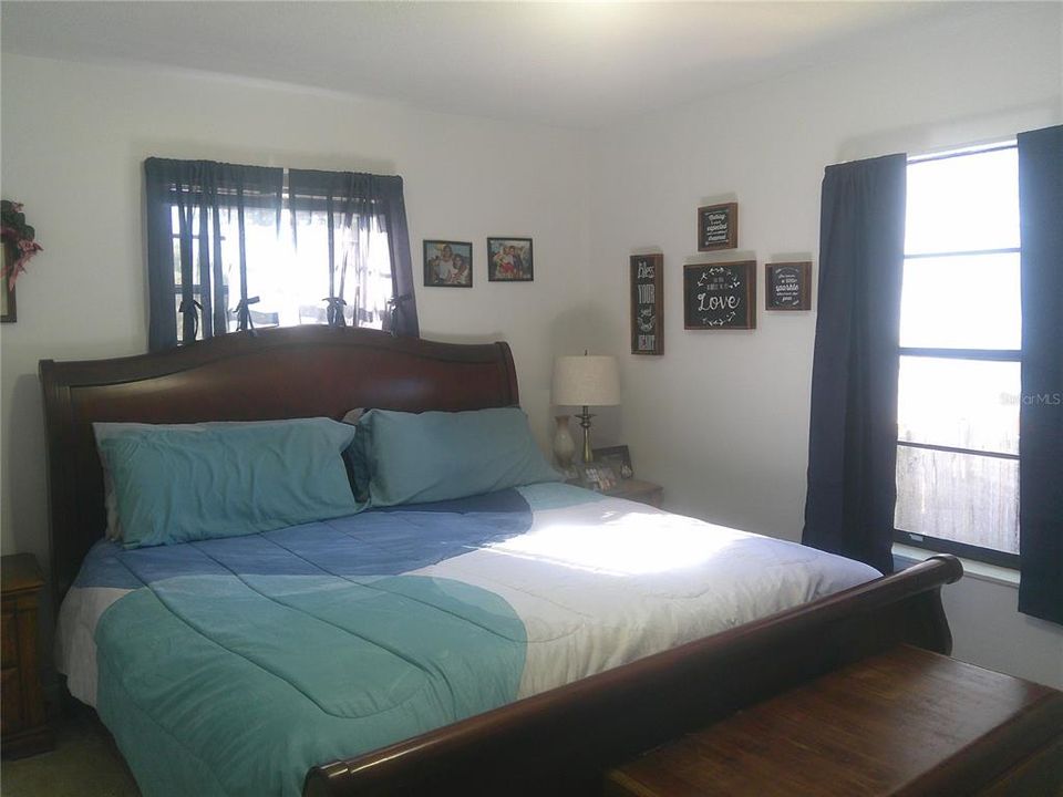 For Sale: $230,000 (3 beds, 2 baths, 1008 Square Feet)