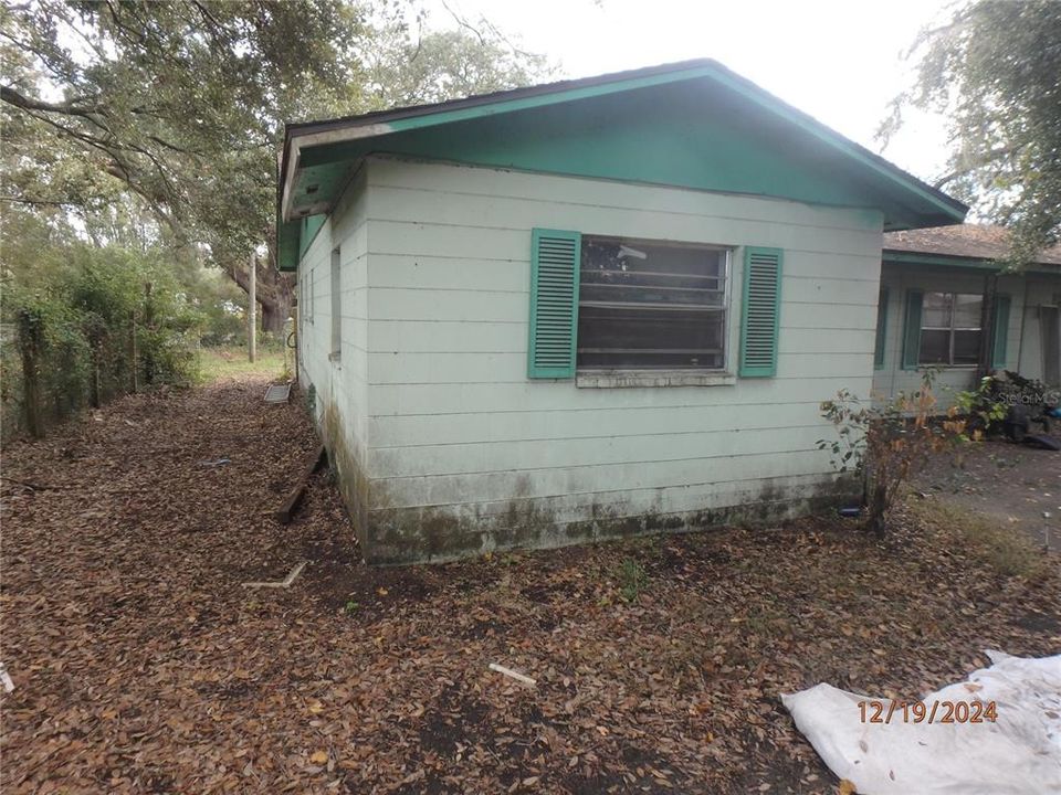 For Sale: $149,000 (3 beds, 2 baths, 1202 Square Feet)