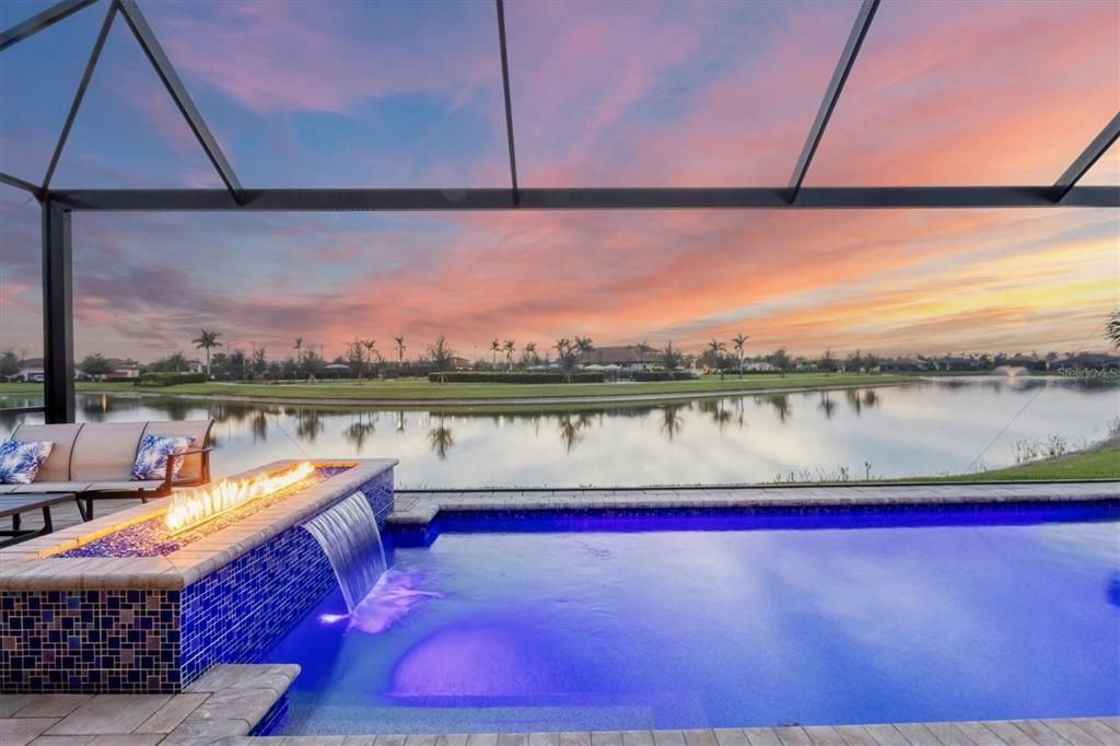 Unobstructed lake views with the panoramic screening