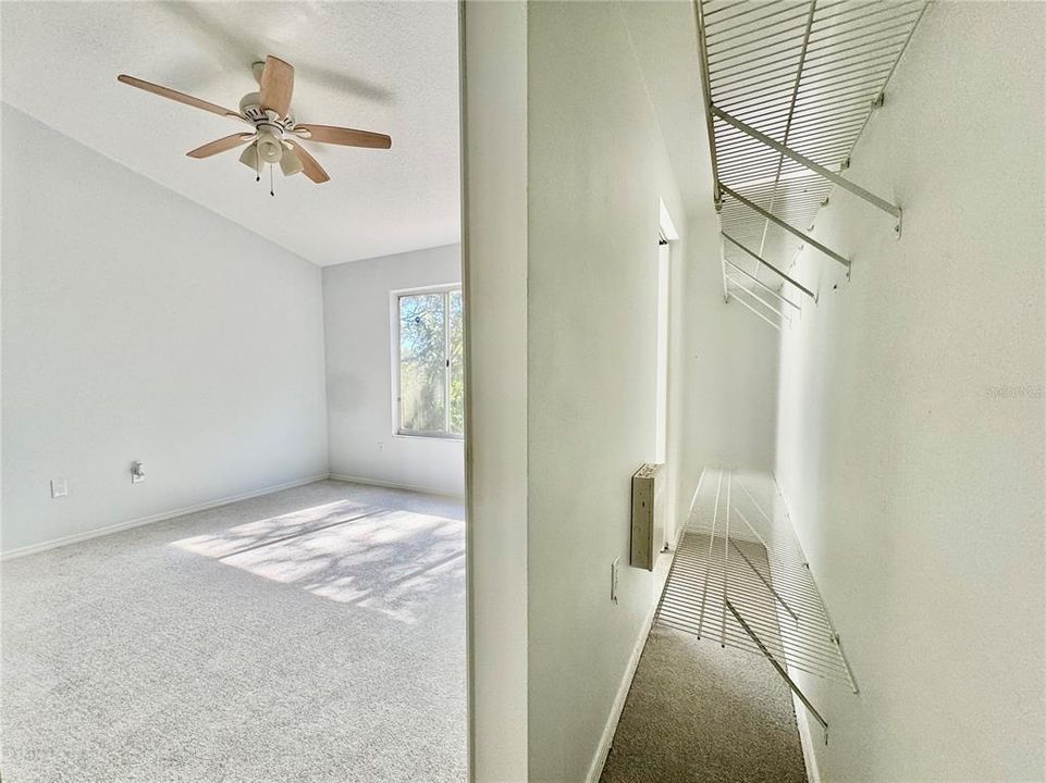 На продажу: $190,000 (2 спален, 1 ванн, 1110 Квадратных фут)