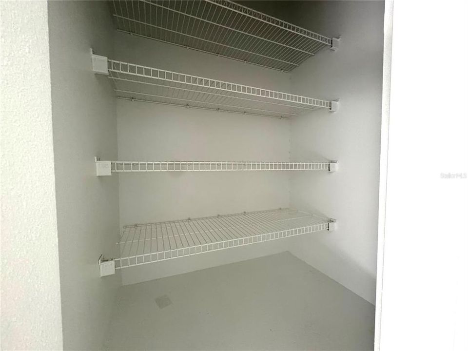 На продажу: $190,000 (2 спален, 1 ванн, 1110 Квадратных фут)